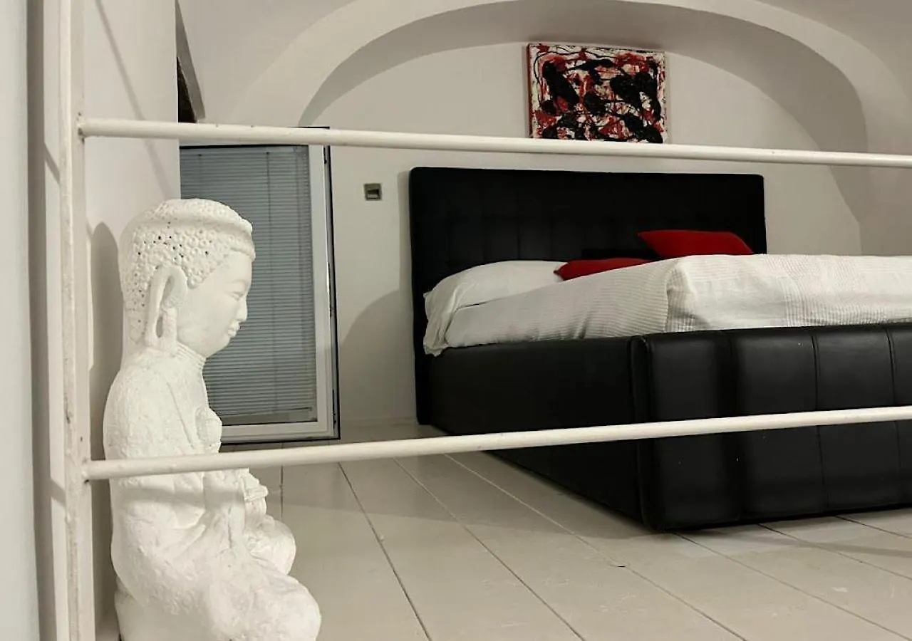 Scarlethouse Apartment Naples